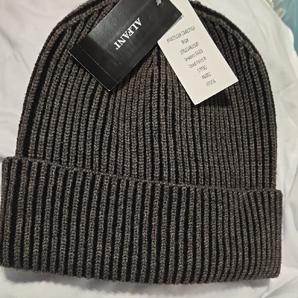 nwt Alfani Gray Ribbed Knit Hat